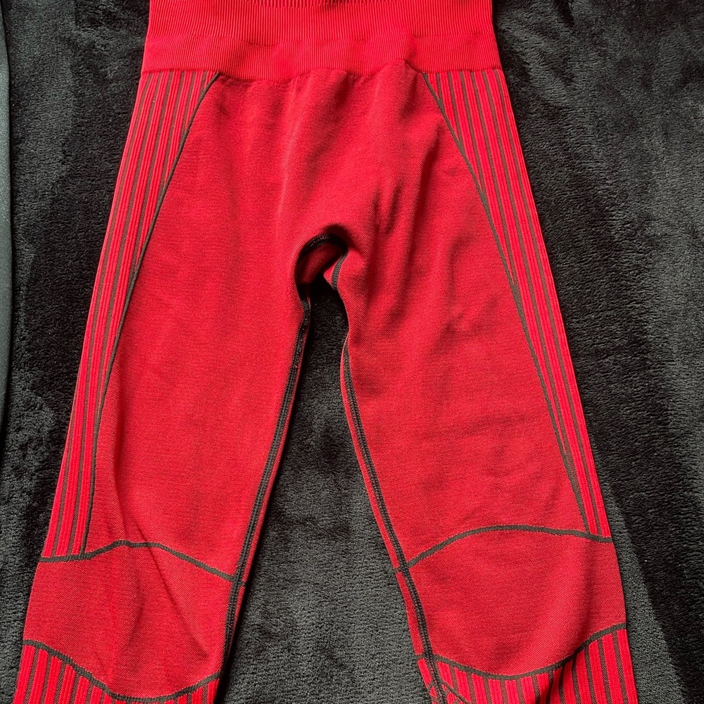 Bundle: Fashion Nova Red shape Workout Leggings